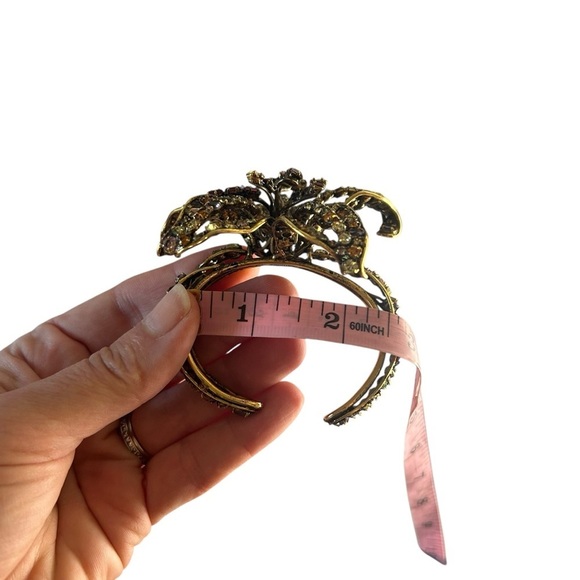 Vintage Iradj Moini crystal Dimensional Lily Flower Cuff Bracelet rhinestone - Picture 6 of 7